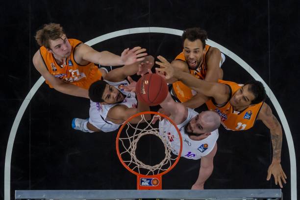 奥尼尔依旧 奥尼尔依旧